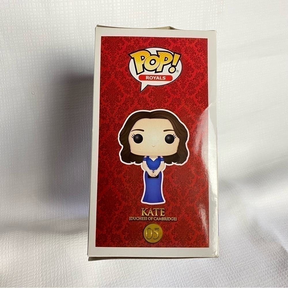 Funko Kate Middleton Duchess of Cambridge Funko Pop Royals Collectible Figure - Picture 11 of 12